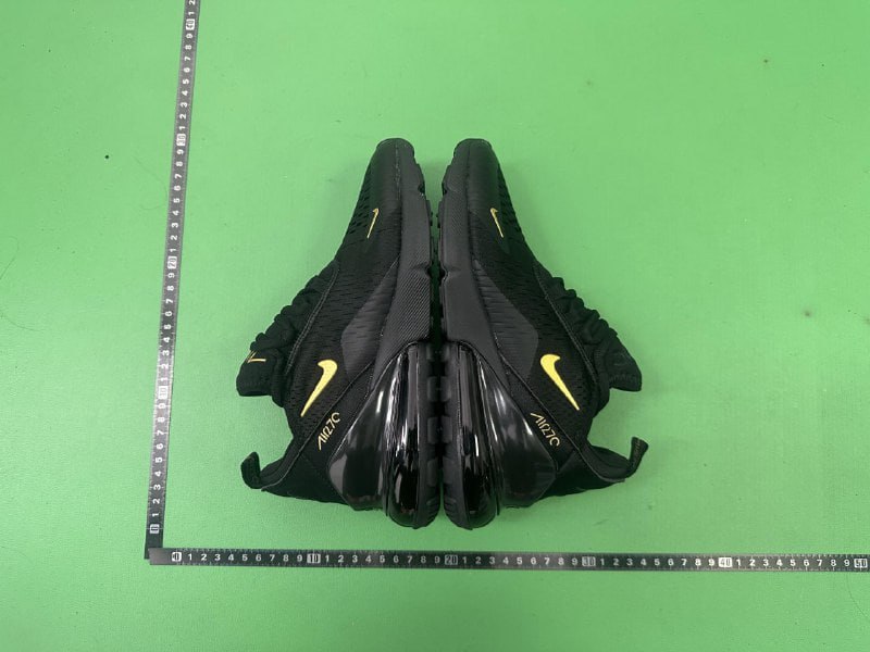 Nike Air MAX 270 -4