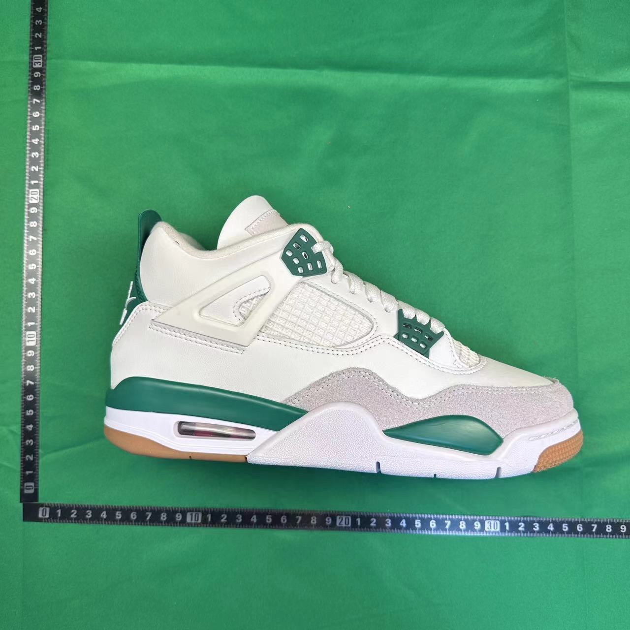   Jordan 4 -3