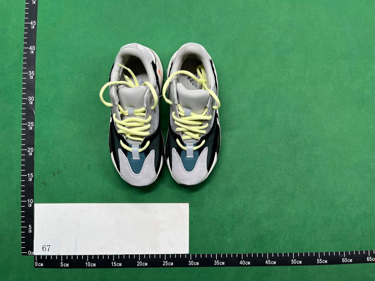  Yeezy 700 coconut -4