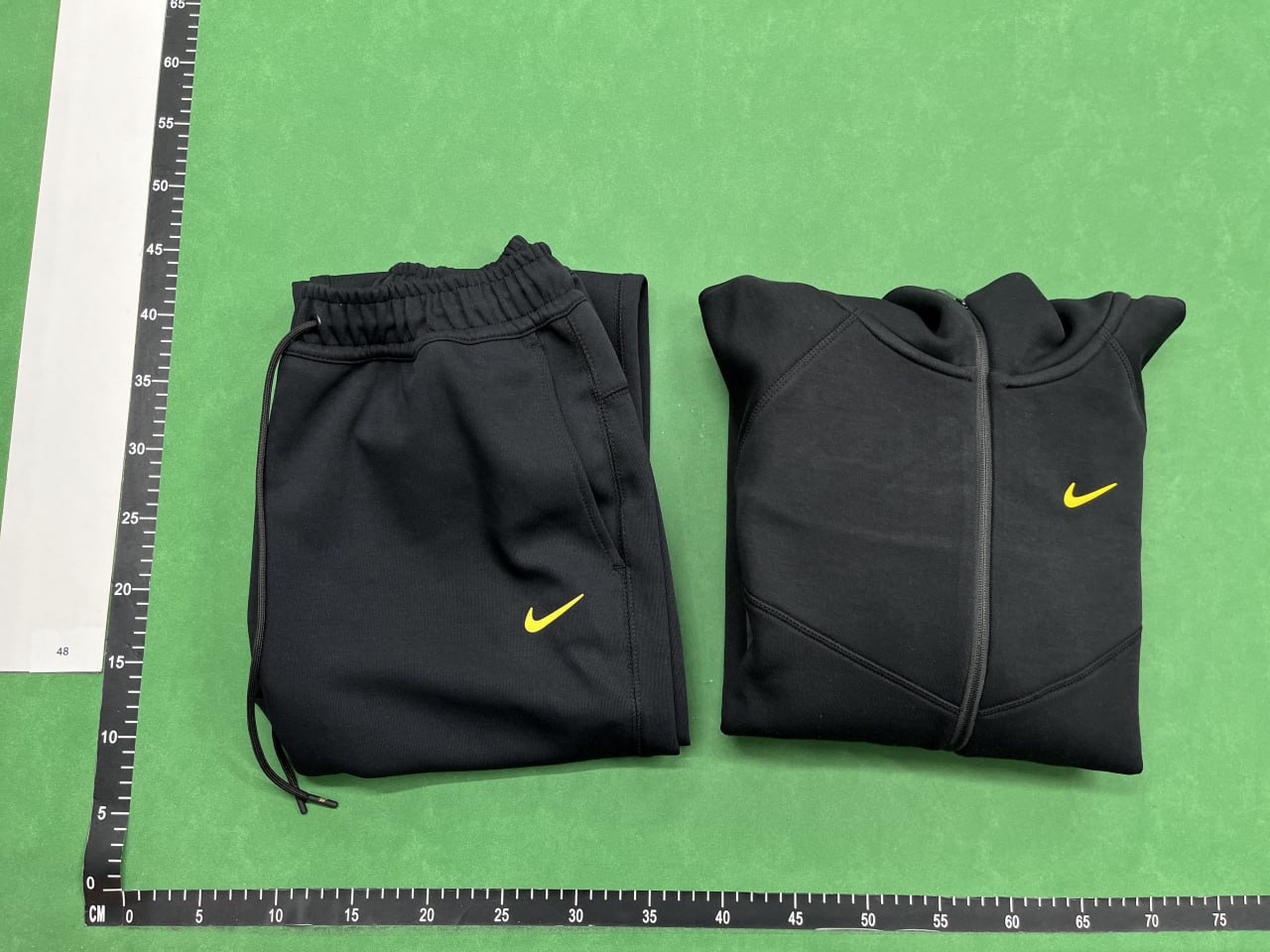 Nike tech -2