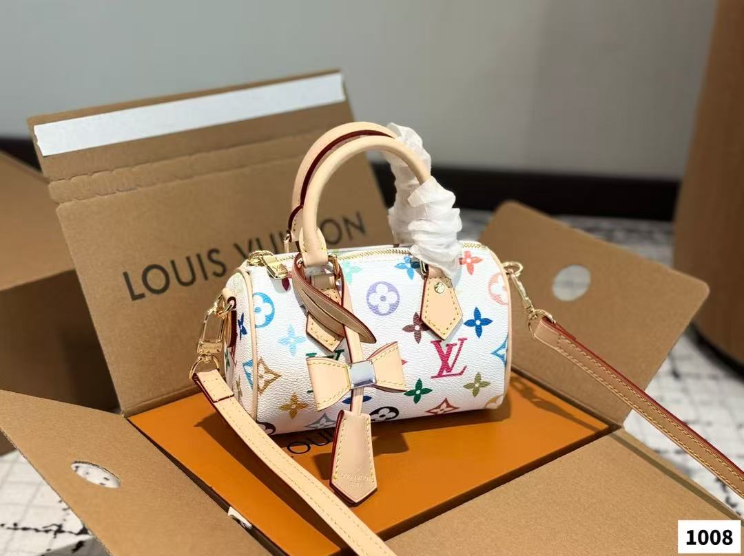 Louis Vuitton LV /Dior /Burberry suit T-shirt/shorts  -3