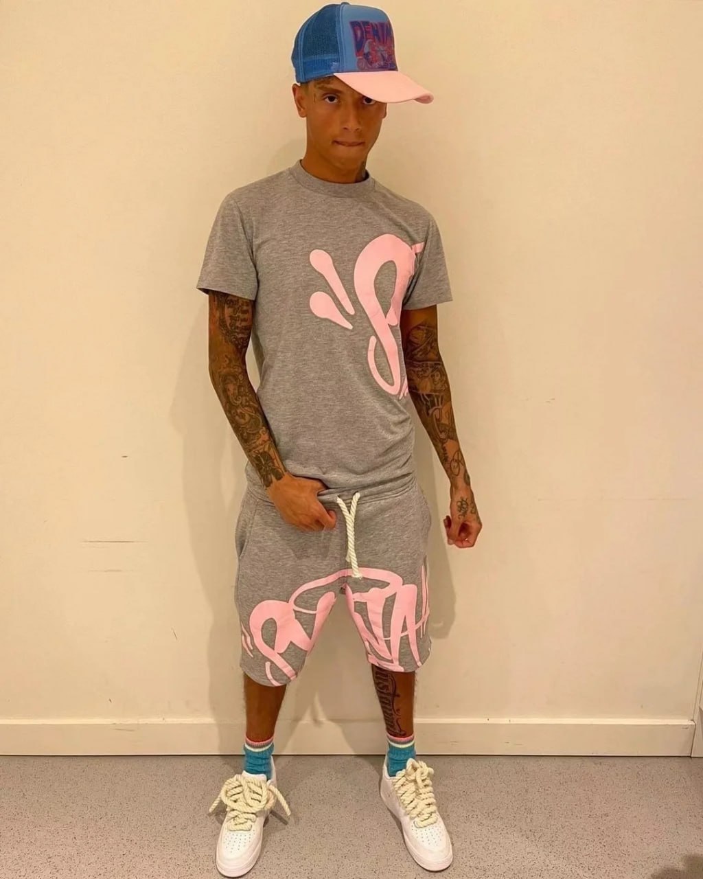 Syna world T-shirt/TEE & S