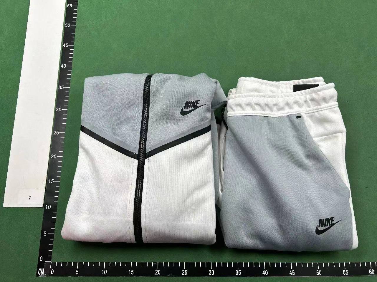 Nike tech suits -2