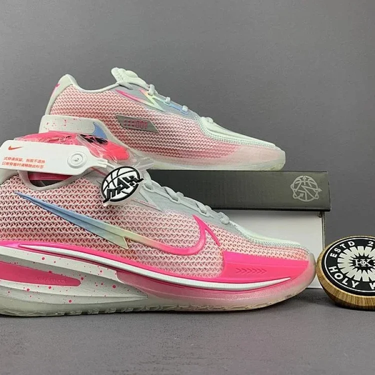 NIKE Air Zoom GT