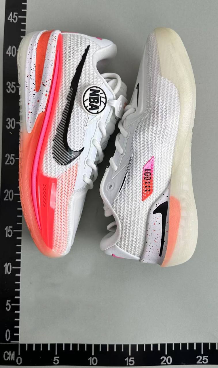 NIKE Air Zoom GT -2