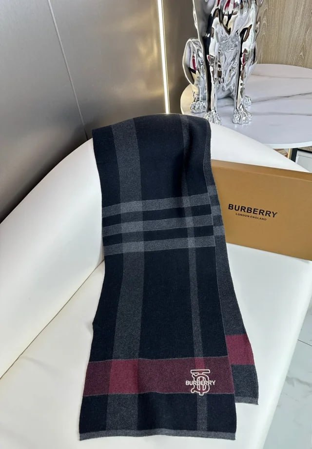 LV Louis Vuitton Burberry scarf (33 styles) -3