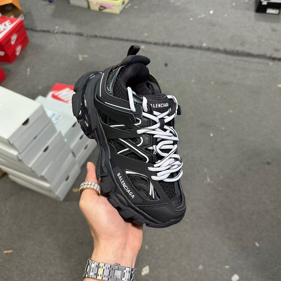 Balenciaga 3.0 -4
