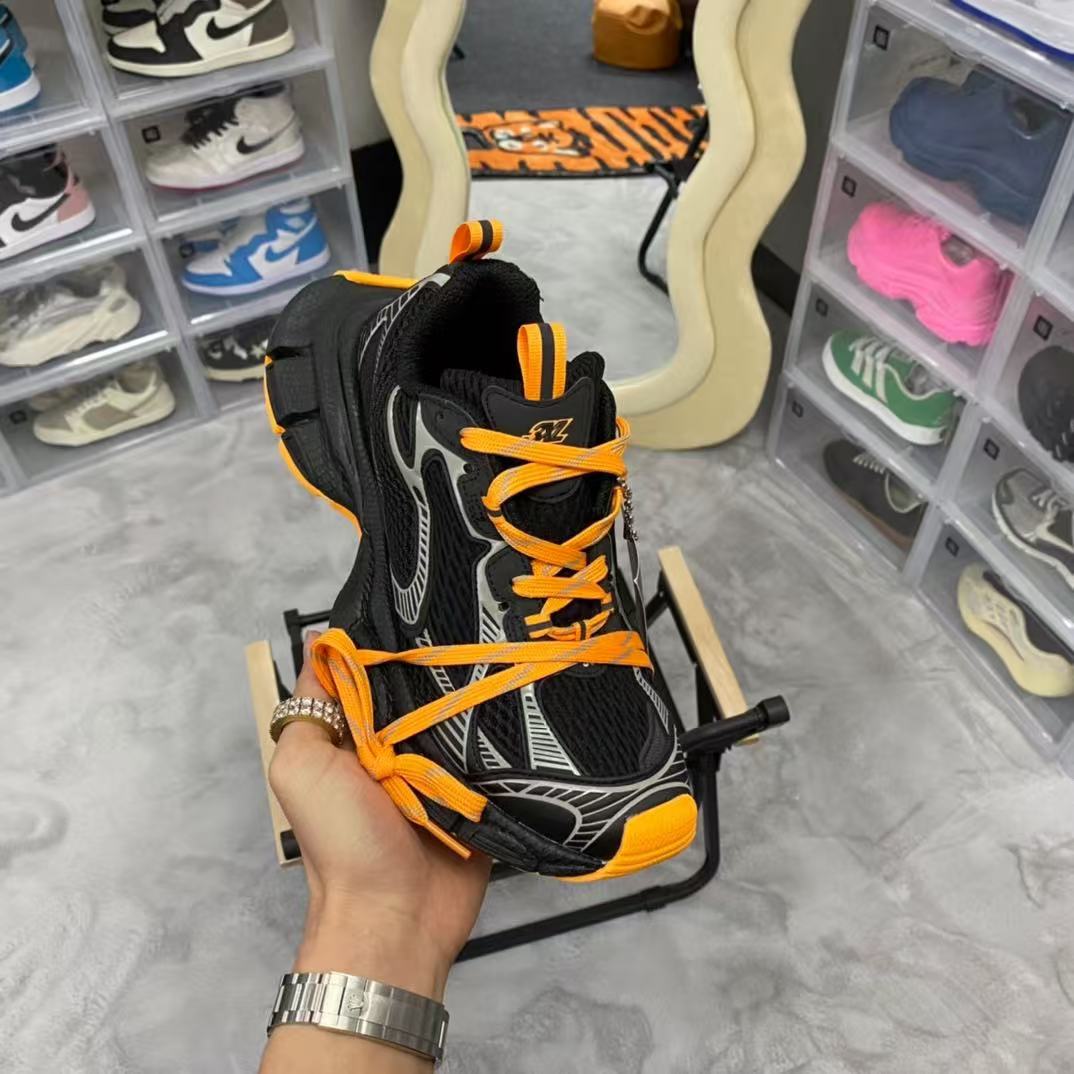 Balenciaga trrcktrriner 10.0    -2