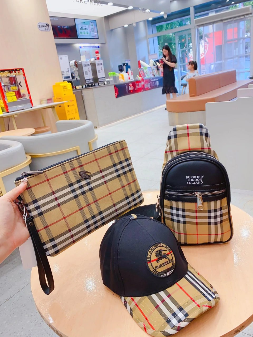 BurberryLVDior Bag Set -4