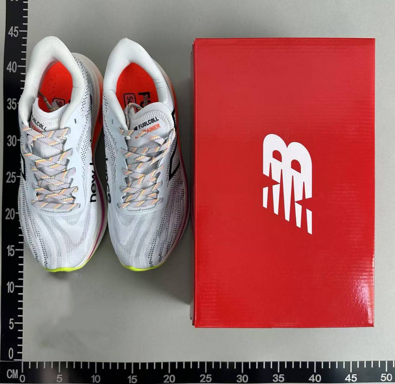 New Balance FuelCell -3