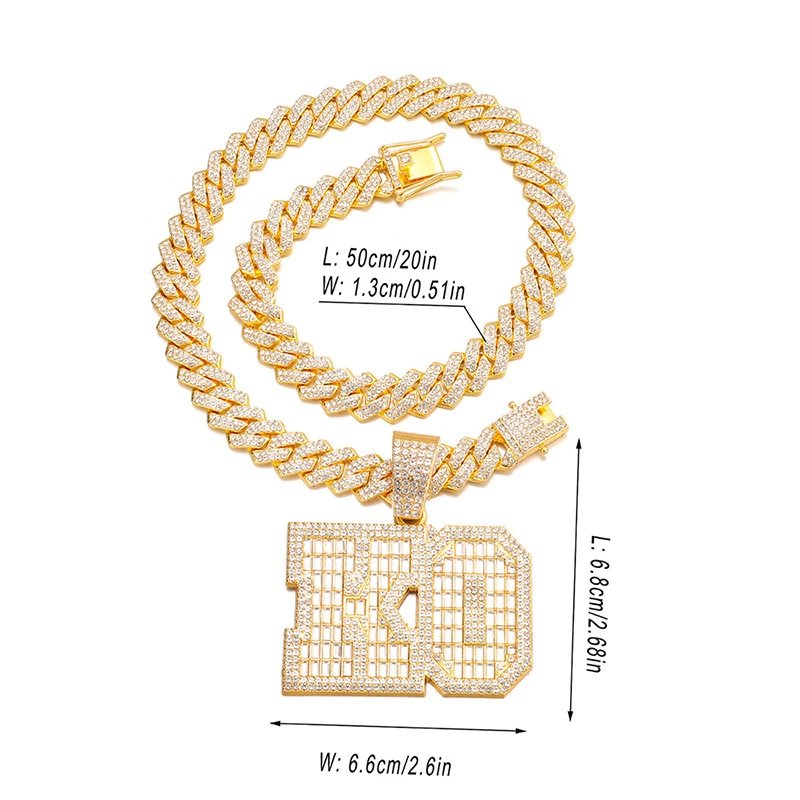 A necklace full of diamonds -5