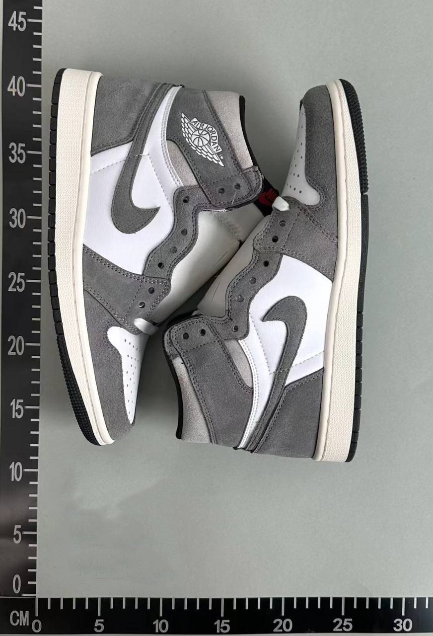 NIKE AIR JORDAN 1 Hight -2