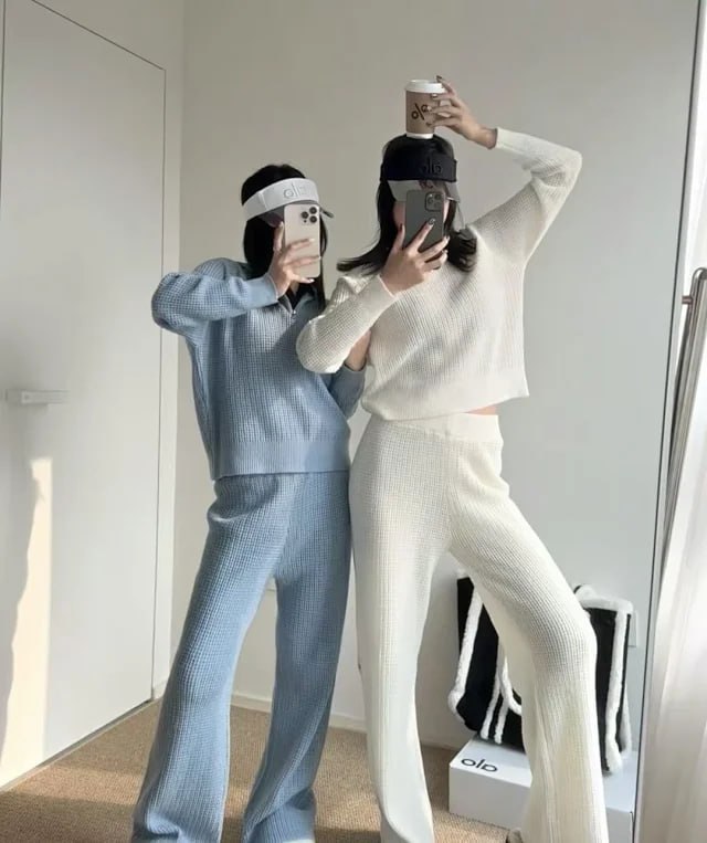 ALO suit