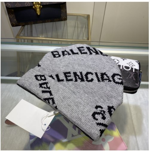 BLENCIAG Knitted Hat  -3
