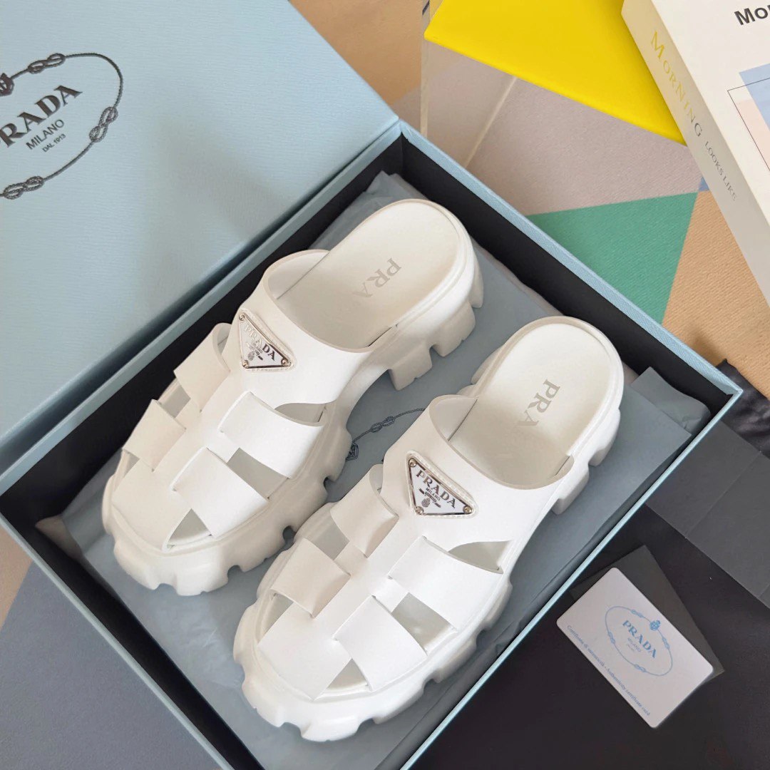 prada  slippers  -3