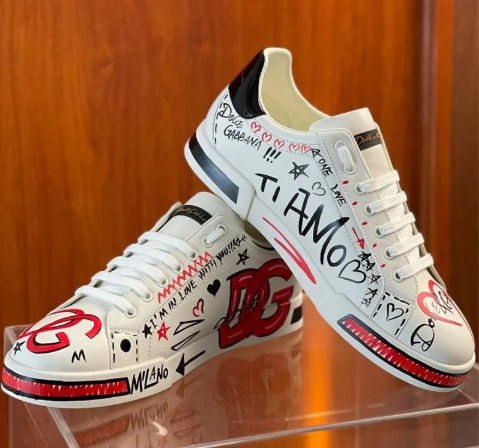 DG   SHOES