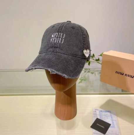 miumiu hat cap