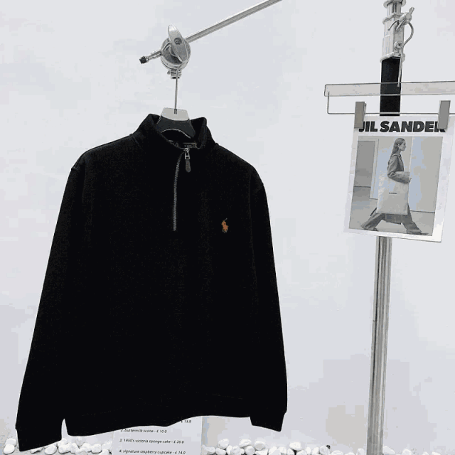 Ralph Lauren Sweater ( 34 + st