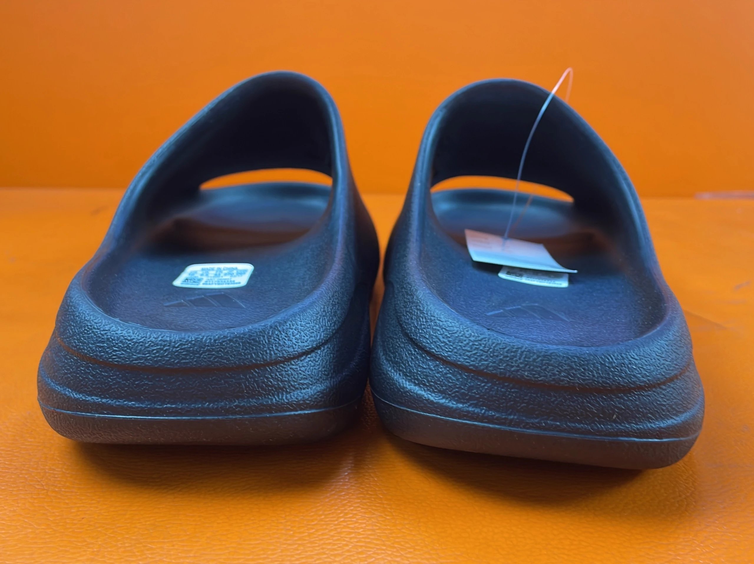 YEEZY SLIDE -3