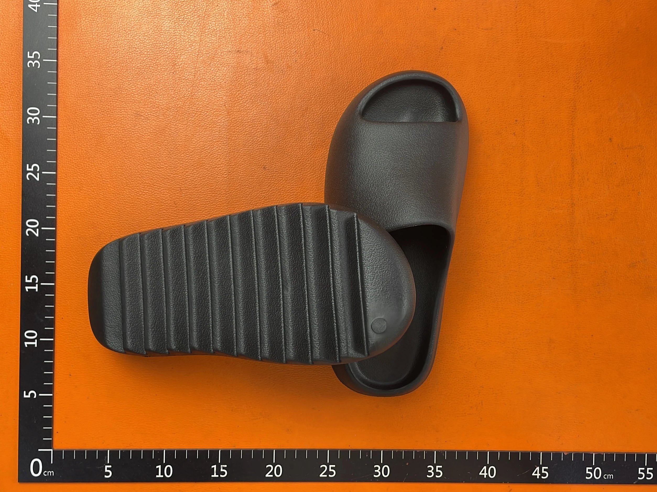YEEZY SLIDE -5