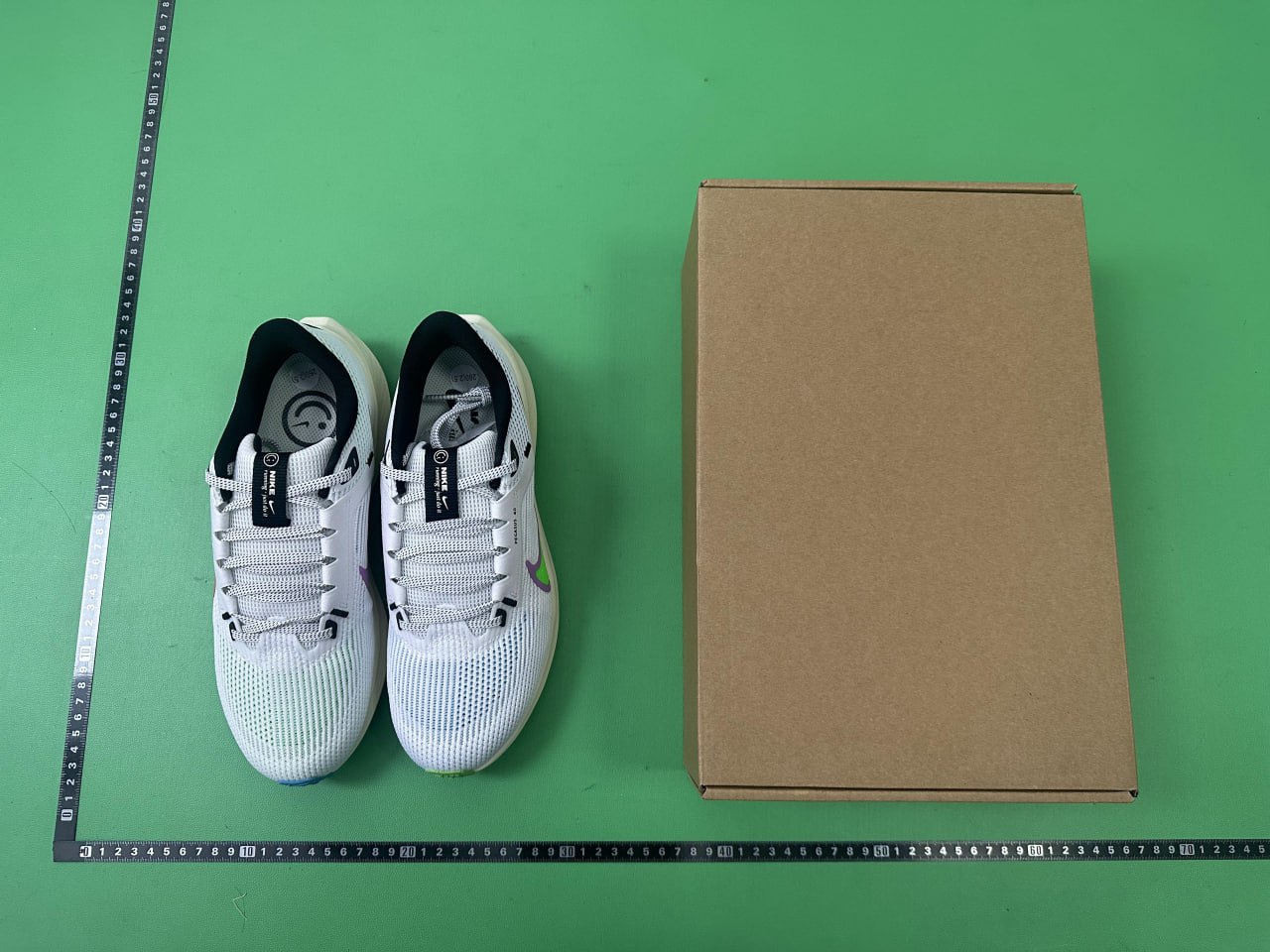 NIKE Air Zoom pegasus40 -4