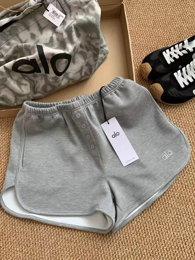 ALO shorts -2