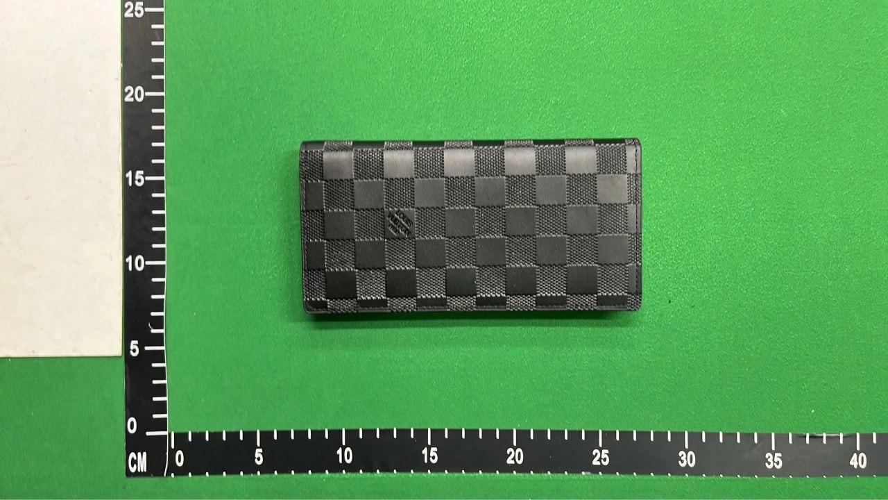 LV fashion wallet  -3