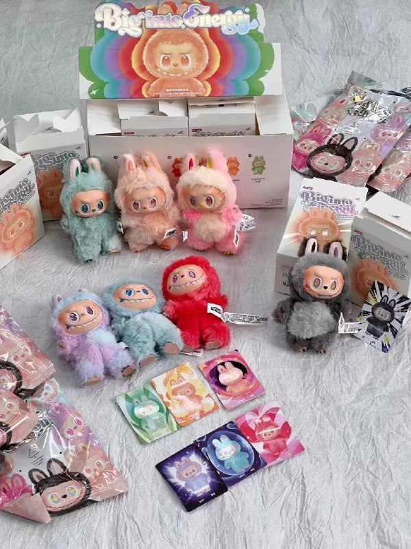 POP MART Labubu