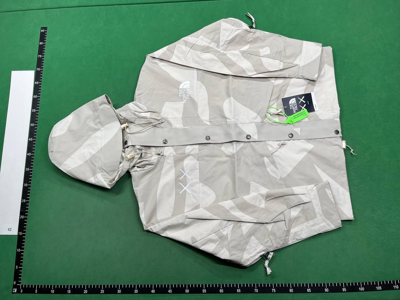 ARC’TERYX. Jacket  -5