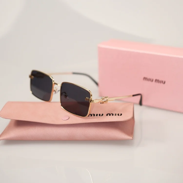 Miumiu\Prada Sunglasses