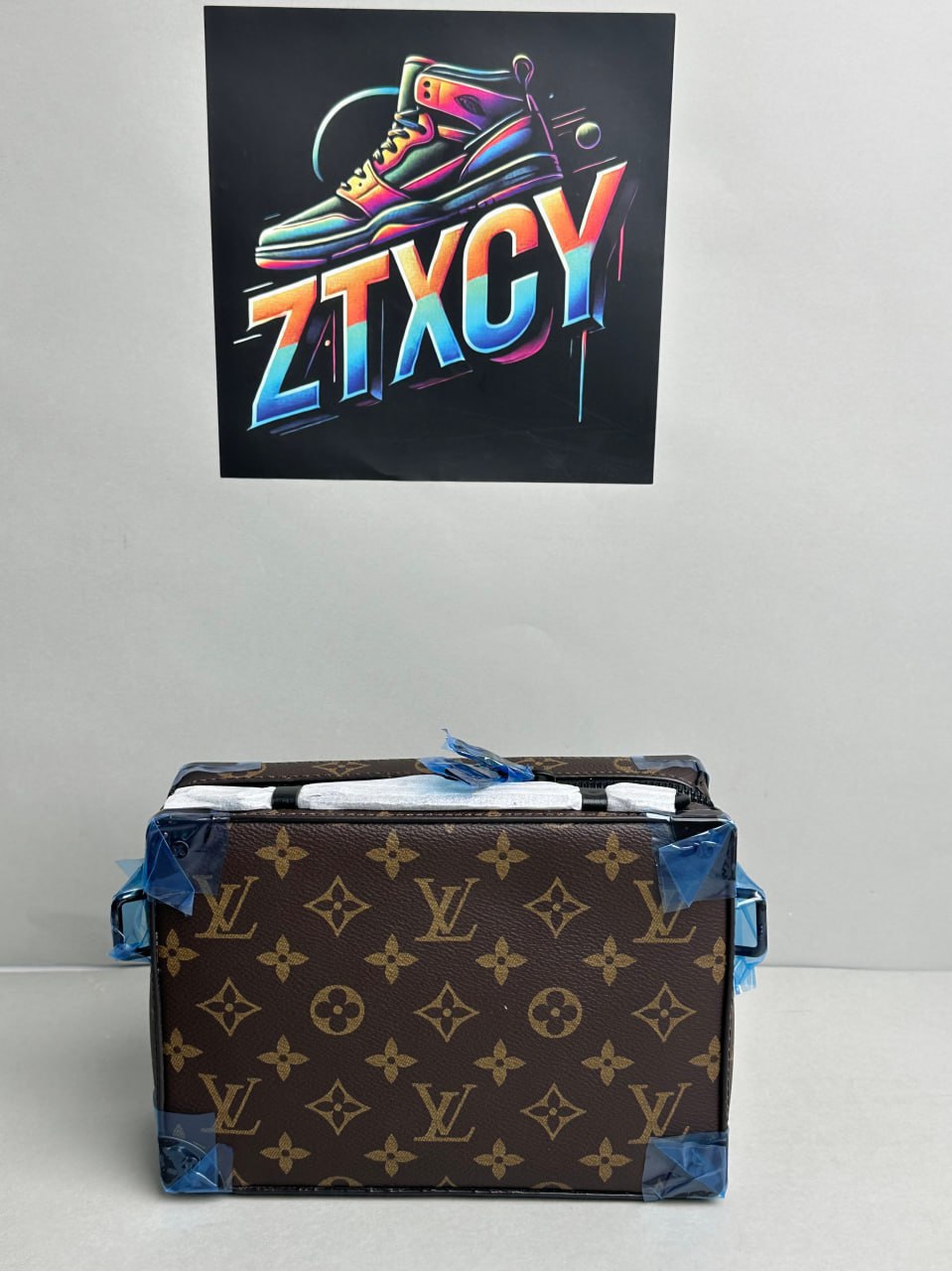 LV Bag -2
