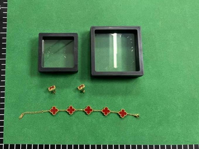 Van Cleef & Arpels bracelet  -4