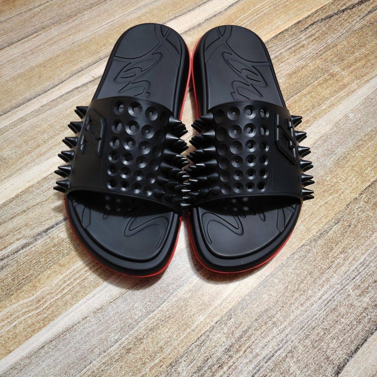 CL slippers -2