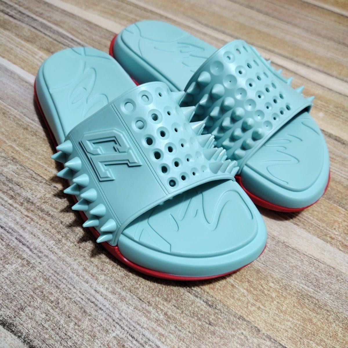 CL slippers -3