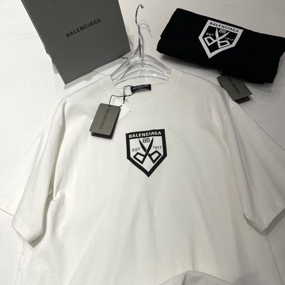 Balenciaga -3
