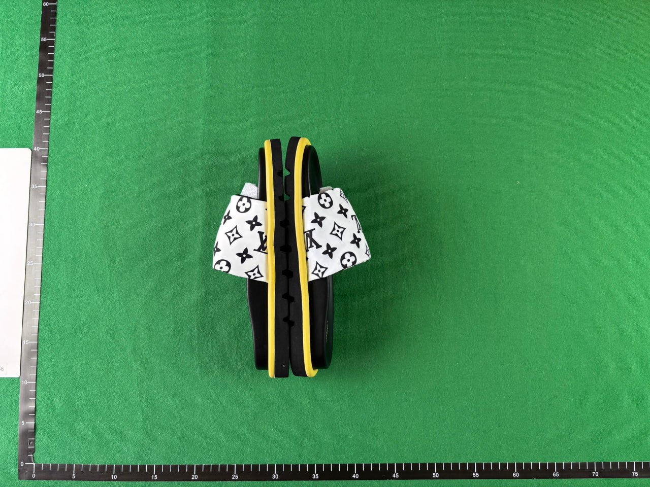 LOUIS VUITTON Trainer slippers（Many styles） -3
