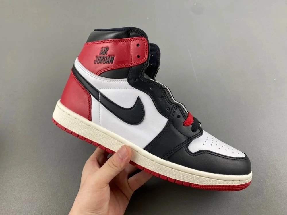 AJ1