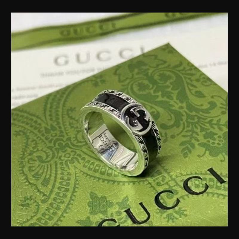 LV magnetic snap bracelet & Chrome hearts rings -3
