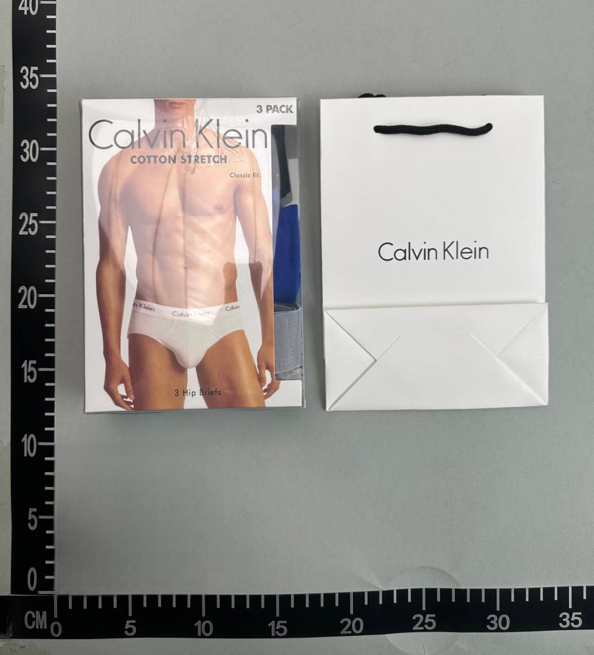 Calvin Klein -4