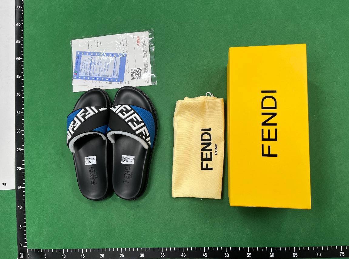 GucciFendiBurberry quality slippersshoes -3