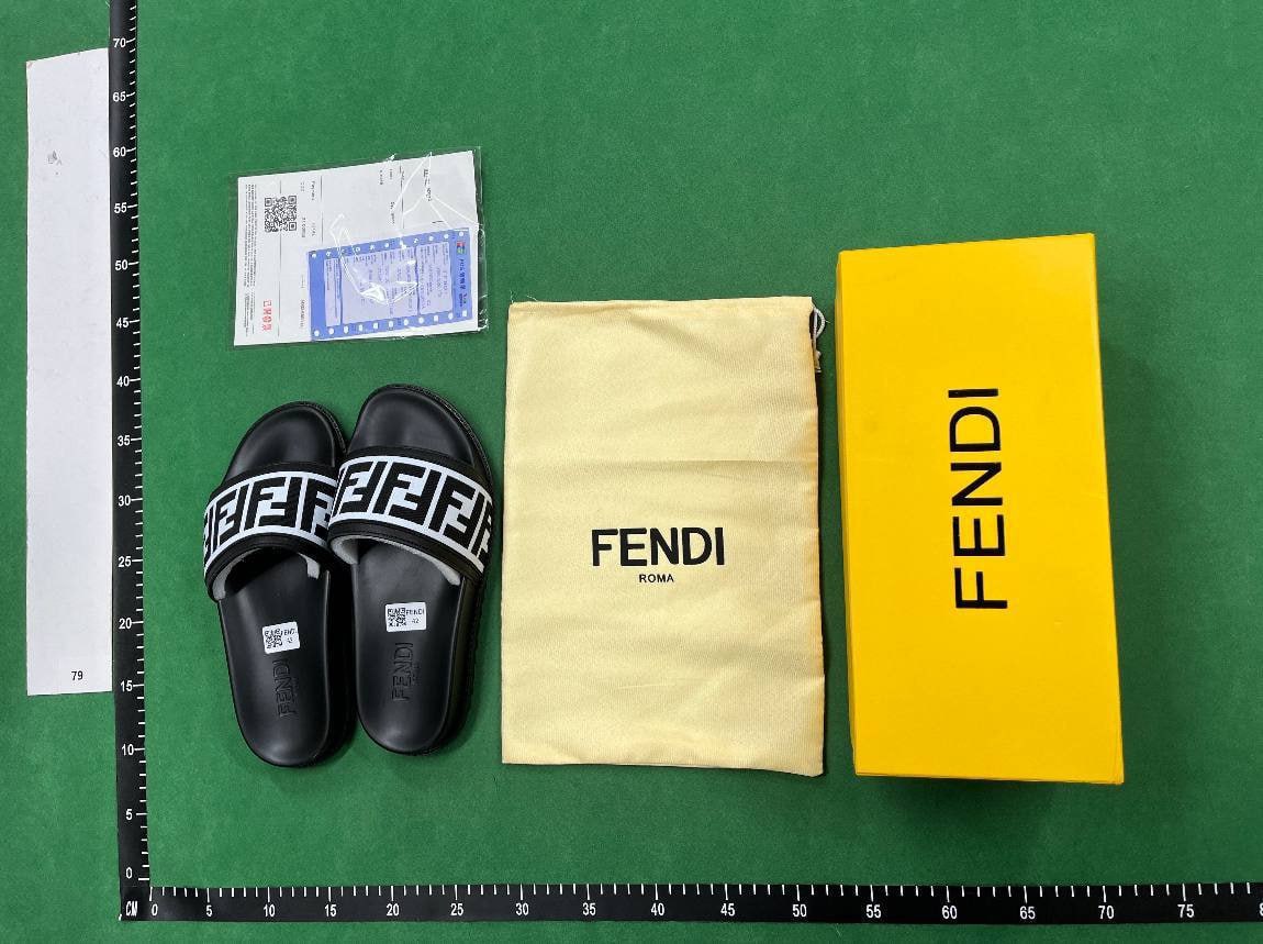 GucciFendiBurberry quality slippersshoes -4
