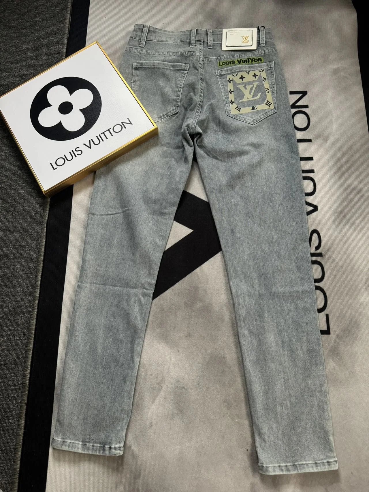 LV