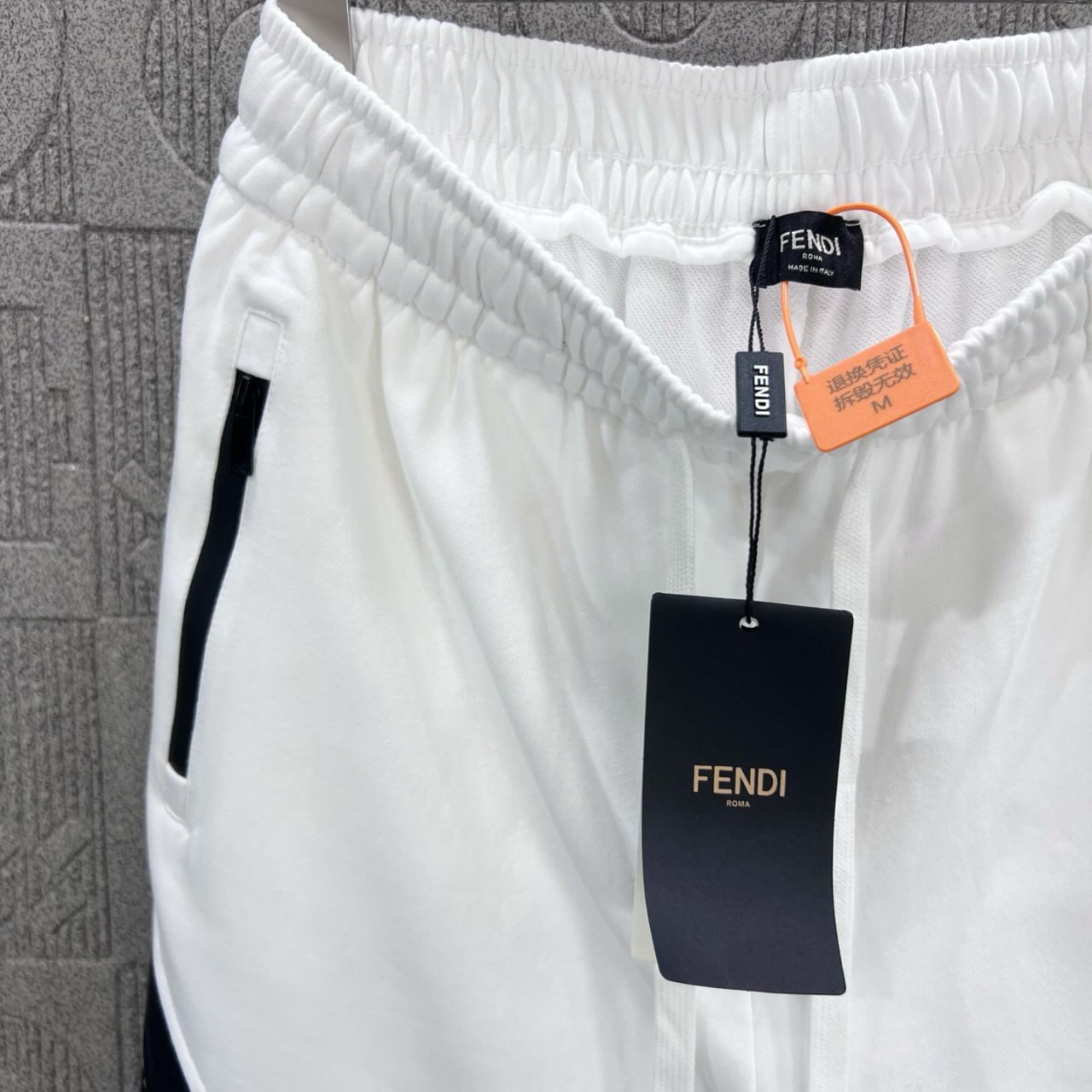  Fendi shorts -3