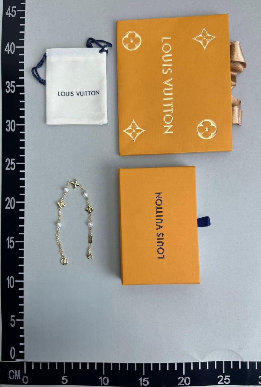 LV Bracelet -3