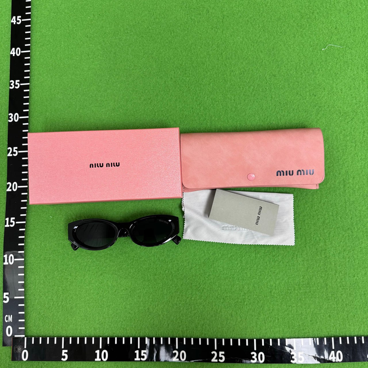 miumiu GlassesLV Louis VuittonCartierBurberry sunglasses -5