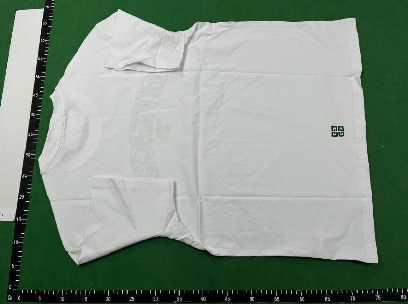 Givenchy Tee -3