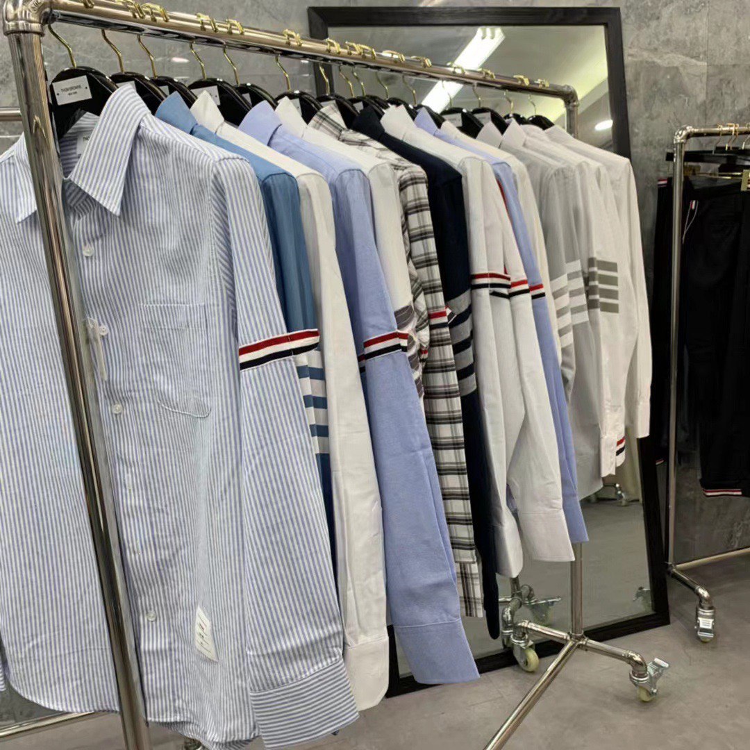 THOM BROWNE T-shirt/shorts/ski