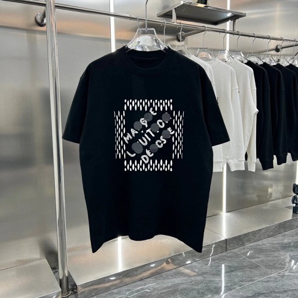 Louis Vuitton T-shirt  -3