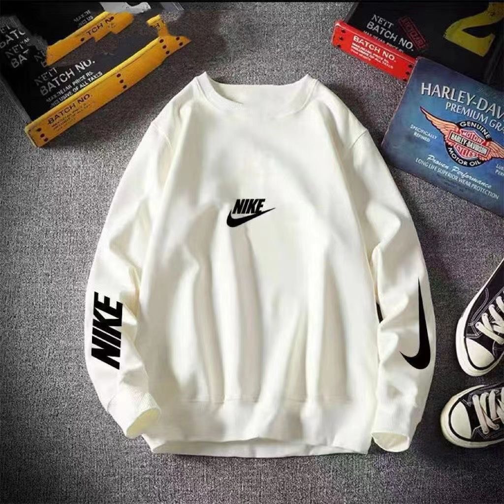 Nike short sleeves