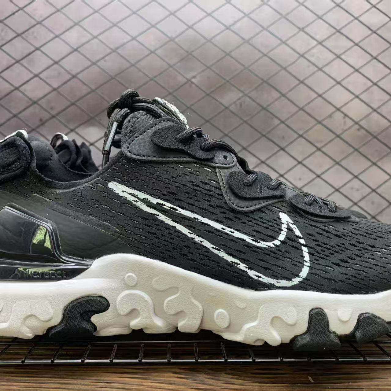 Nike shoes -4